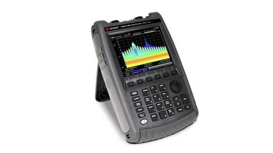 주문 N9951B 필드폭스 휴대용 마이크로파 분석기 44 GHz 120 MHz 실시간 대역폭 및 가벼운 디자인 온라인 제조