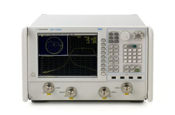 주문 N5222A 휴대용 PNA 마이크로 웨이브 네트워크 분석기 10MHz-26.5GHz 주파수 범위 및 132 DB 동적 범위 온라인 제조