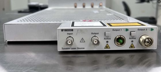 주문 Keysight 81600B 튜너블 레이저 소스 모듈 (1260nm-1640nm 범위, 높은 광 출력 파워 및 낮은 자발 방출) 온라인 제조