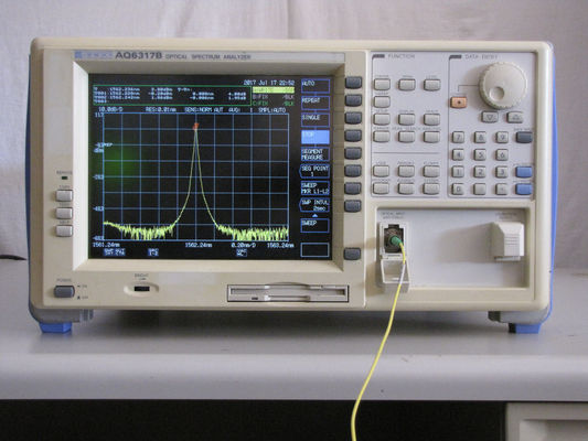 안도 AQ6317B 광신호 분석기 50GHz 컬러 액정 표시 장치 표시 자료 분석