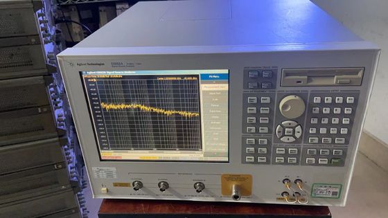 아지렌트 키사이트 E5052A 신호 소스 분석기 10 MHz - 110 GHz 단계 노이즈 측정