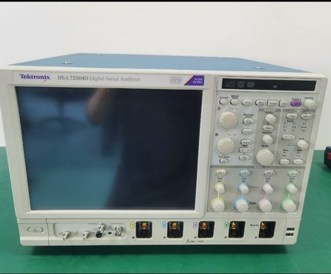 테크트로닉스 DSA72504D 오실로스코프 25 GHz 디지털 시리즈 분석기 4 아날로그 채널 사용 전 소유